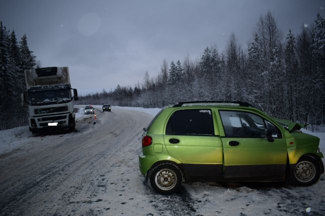 Лобовое столкновение Daewoo и Volvo. Погиб 1 человек